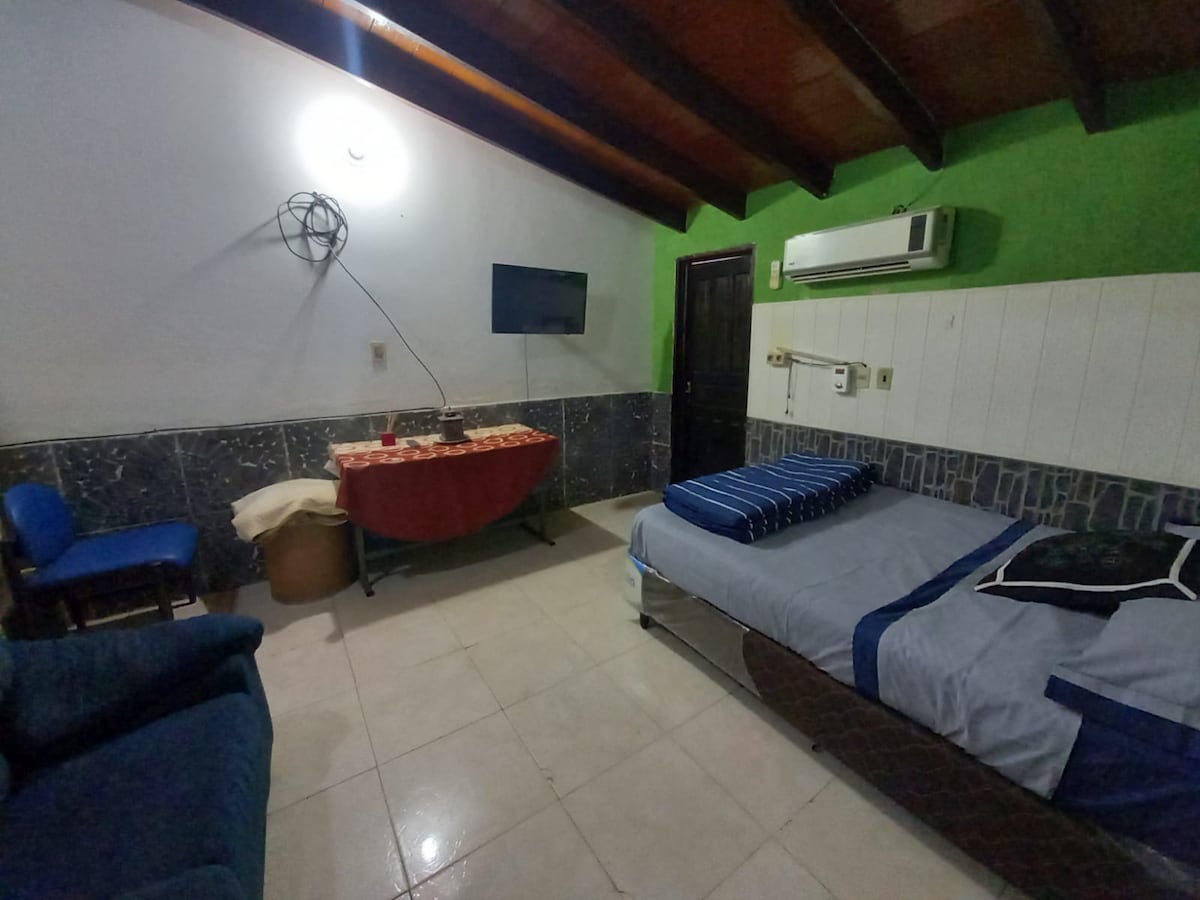 HERMOSO APARTAMENTO AMOBLADO DE UNA HABITACIÓN