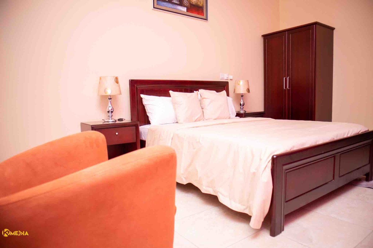 Private Double Room in Charming Guest House