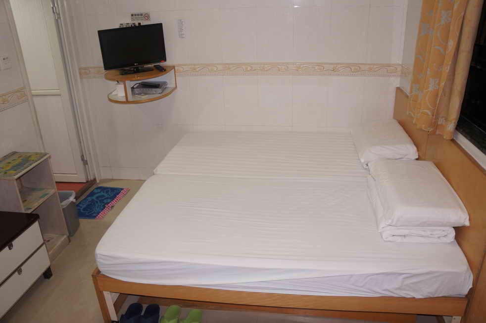 Rm11 - 二張單人床房