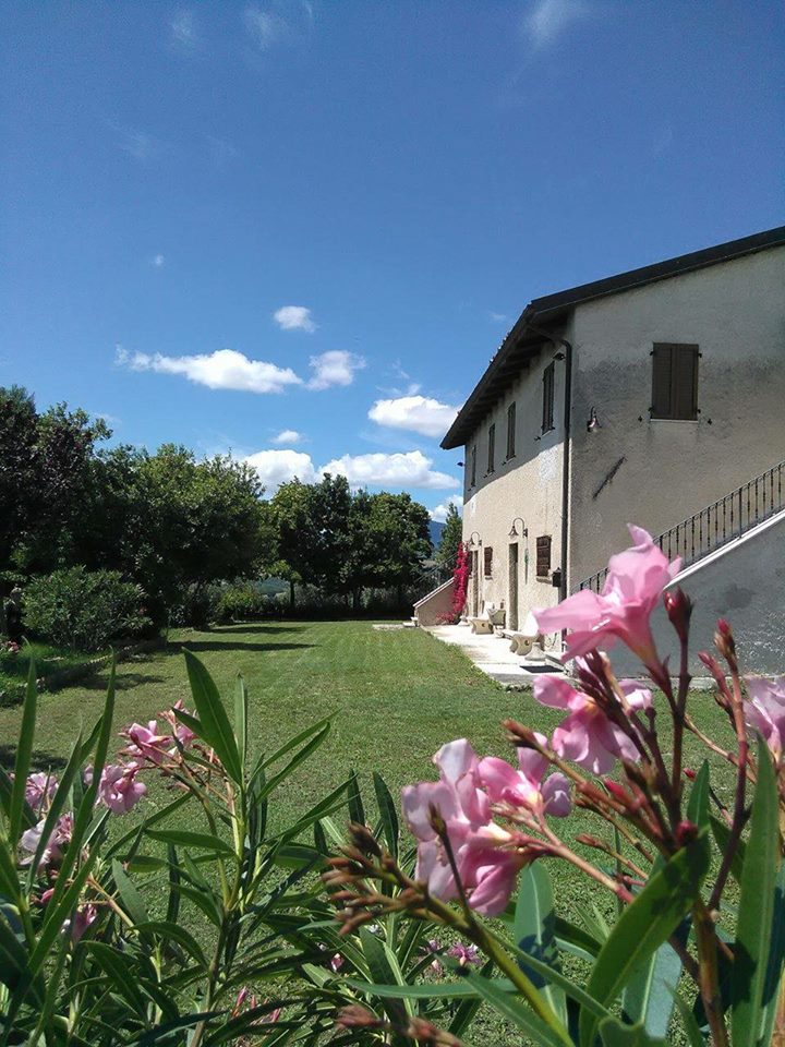 Agriturismo Lanciotti双床公寓