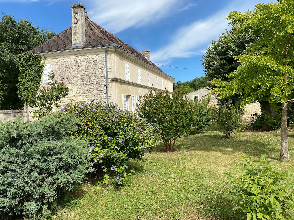 Ideal base for touring the Charente Maritime