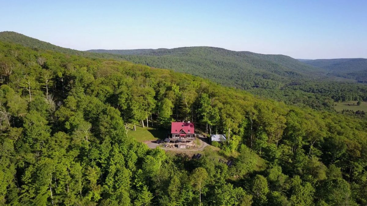 Cranberry Mountain Lodge