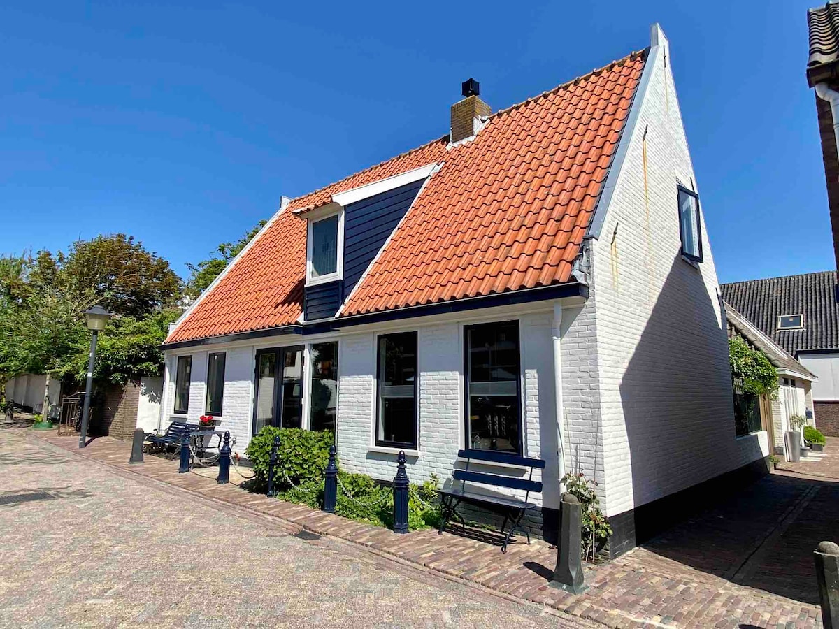 " 't Nieuwe Vissershuis"