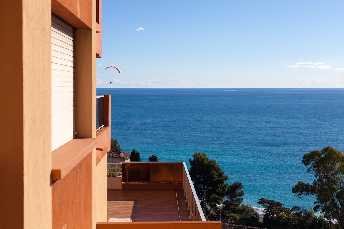 Great Flat in Roquebrune- Monaco w view Amandiers