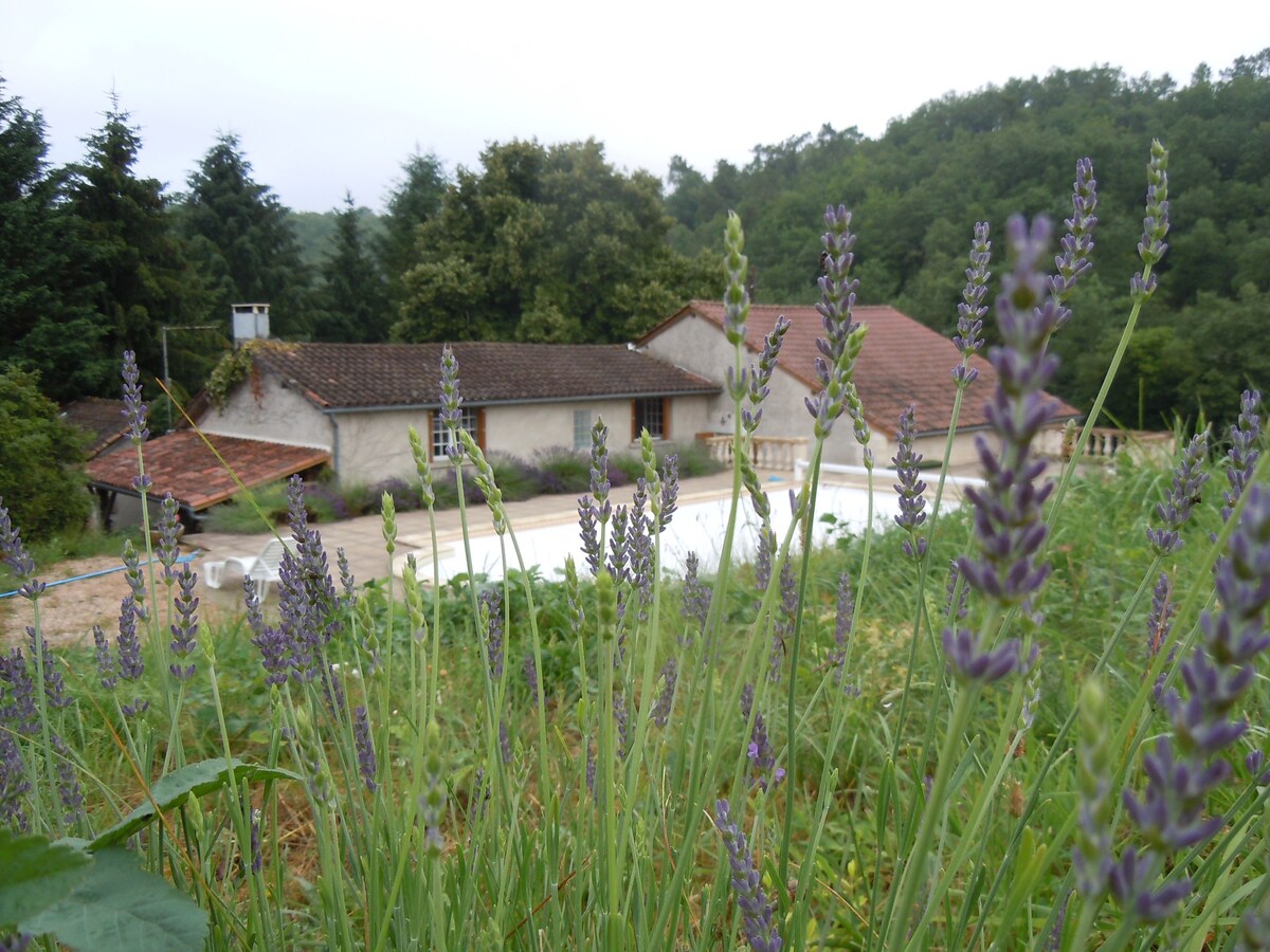 En Perigord vert à 3 km de Brantome