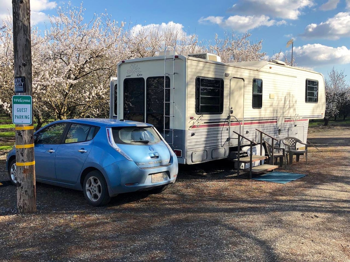 Almond Country Restful 5th Wheel Estate