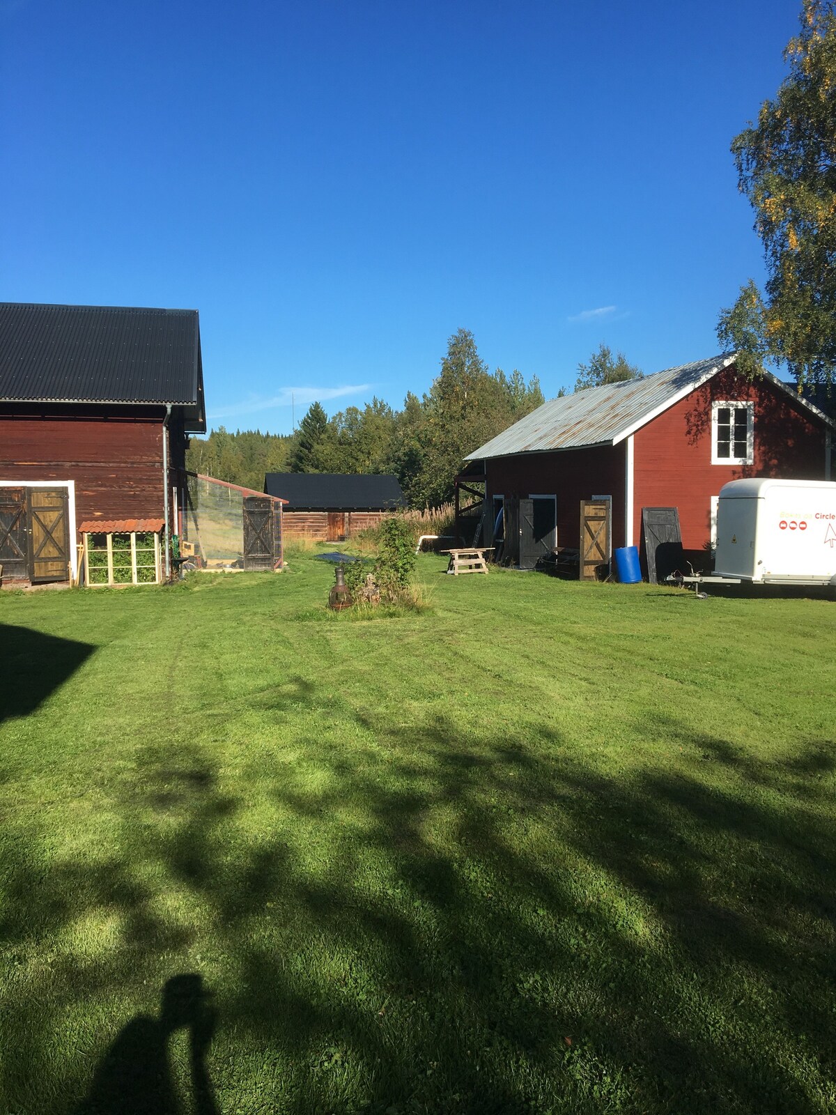 湖泊和山脉附近的亚姆特兰（ Jämtland ）世纪之家。