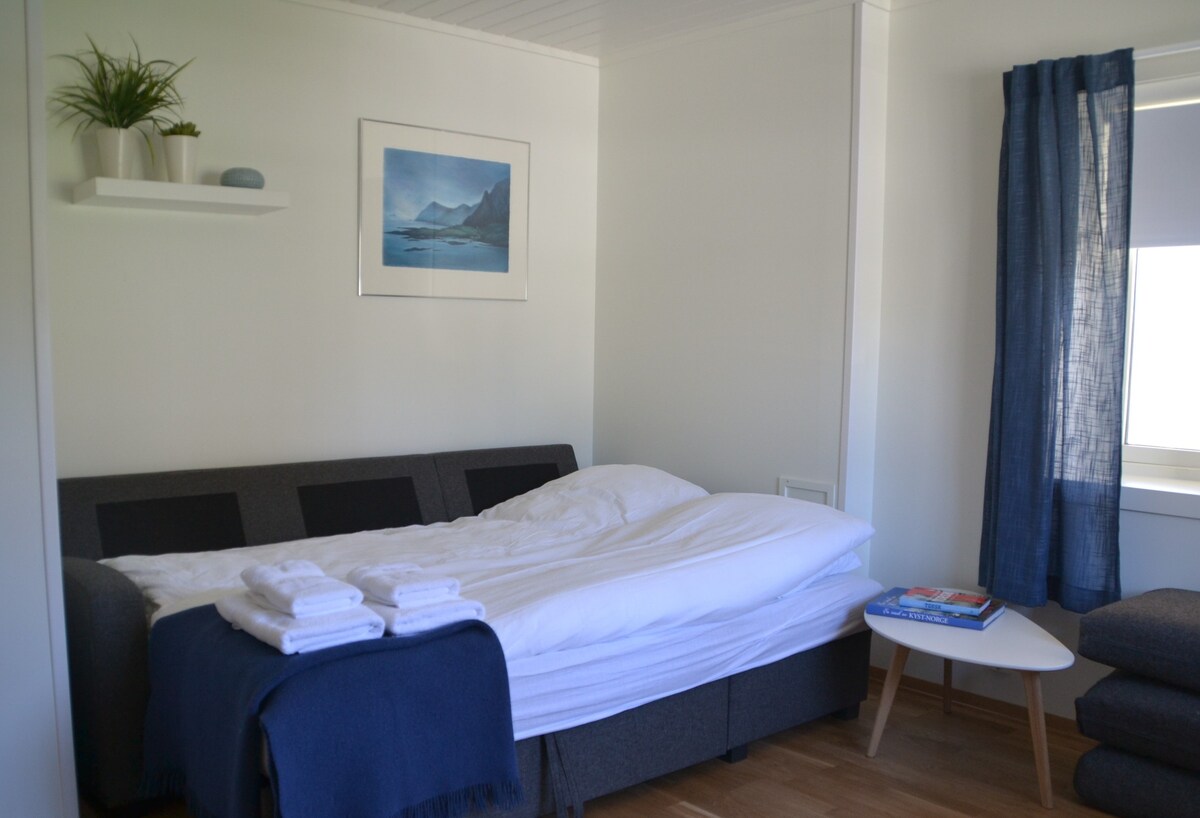 Svolvær市中心的舒适公寓