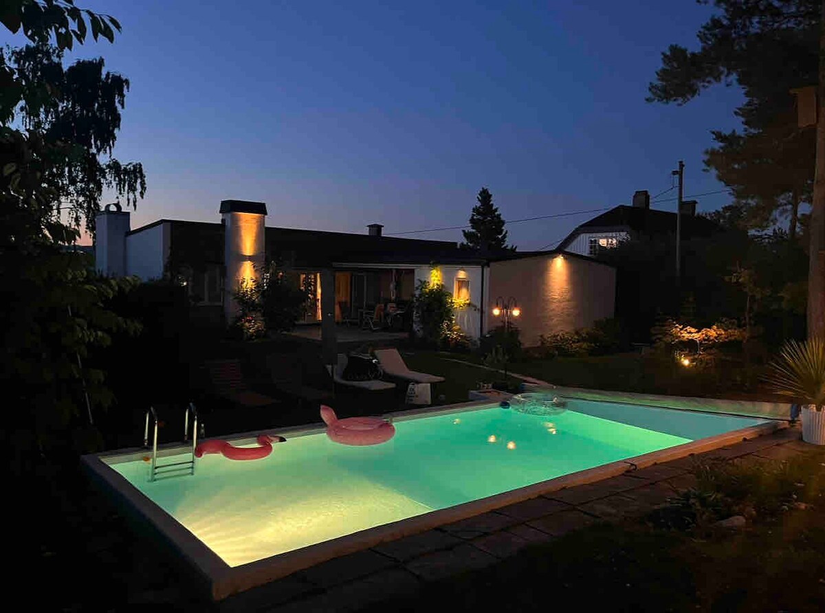 Summer paradise with heated pool
