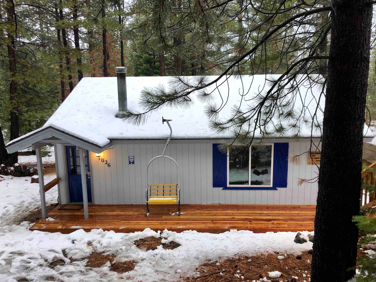 僻静的小木屋，距离滑雪和湖泊仅几分钟路程