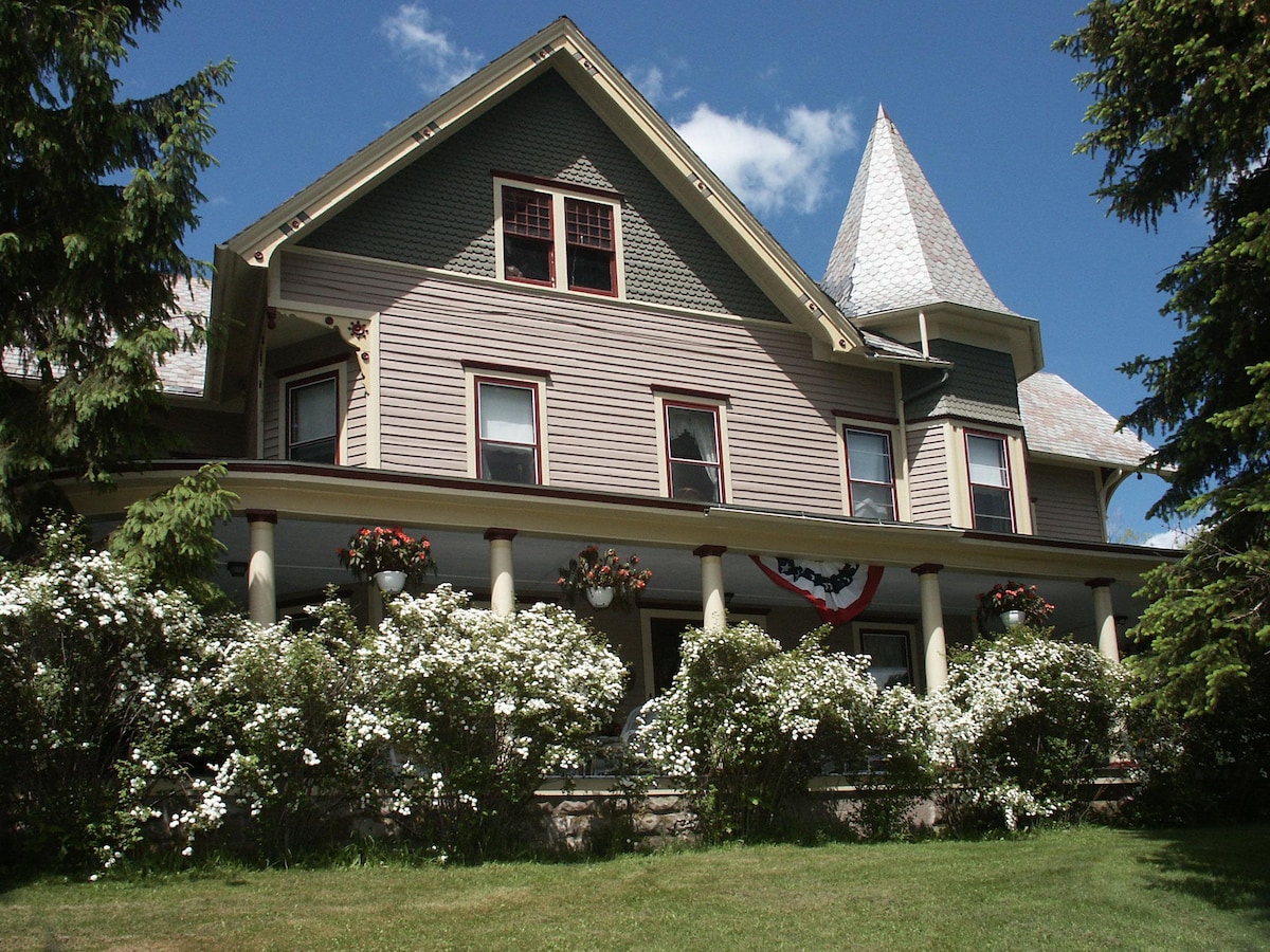 Catskill Mtns Victorian住宿4人