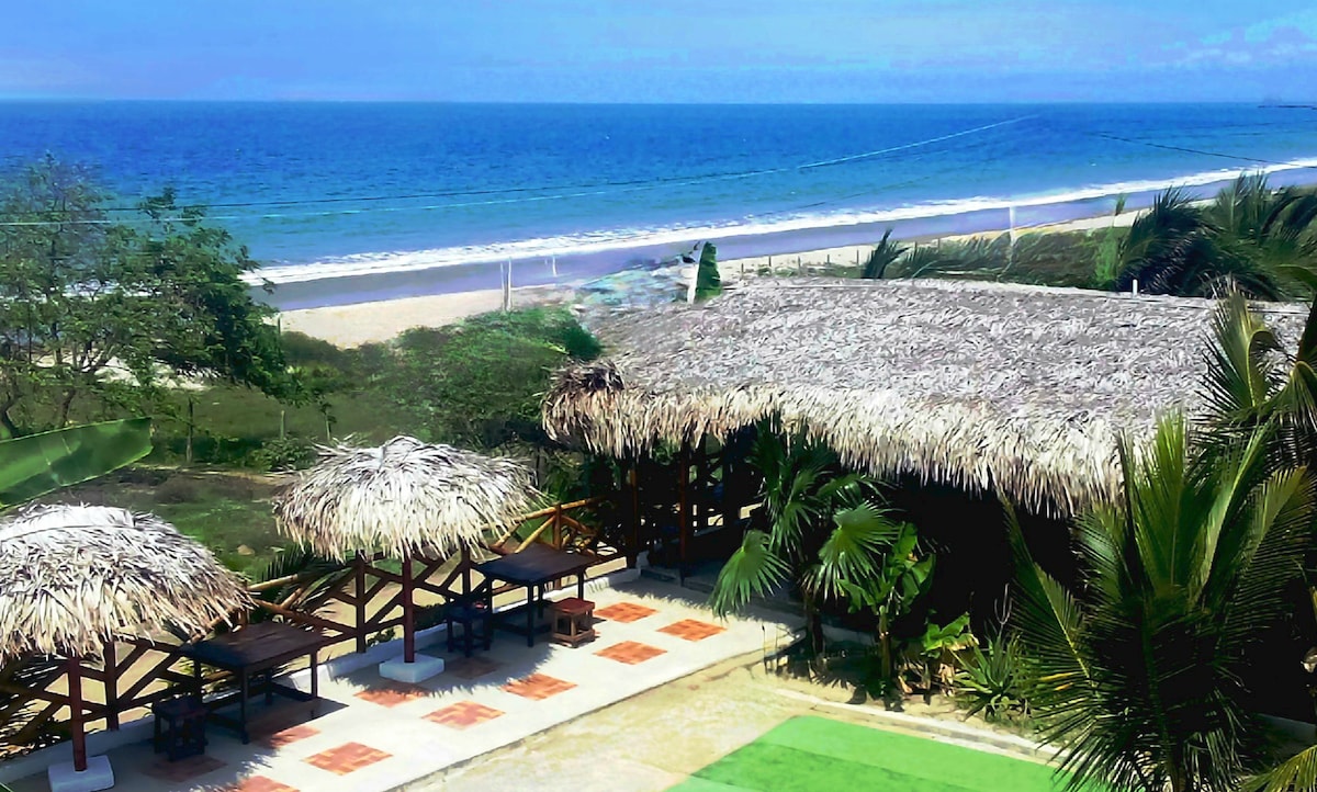 Eco-cabañas y Naturaleza en Reserva de Machalilla