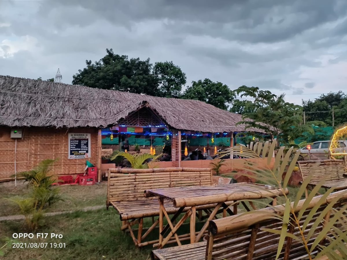 Bamboo cottage with own bathroom and balcony