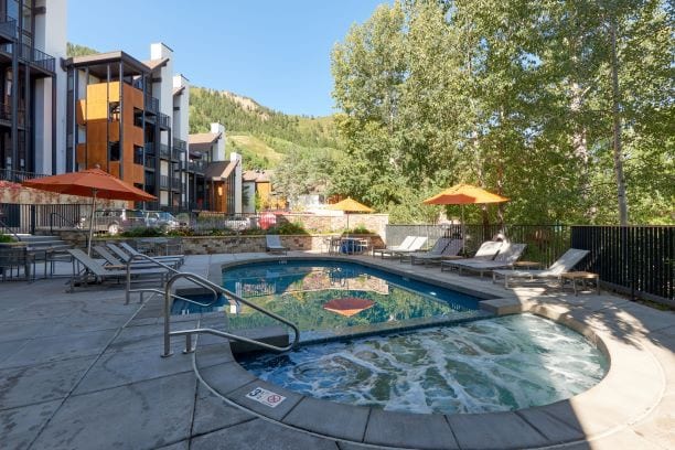 Ski in Ski Out beautifully appointed condo w/pool