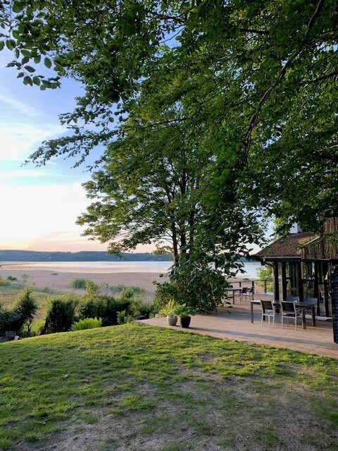 Sommerhus med unik beliggenhed ved Vejle Fjord