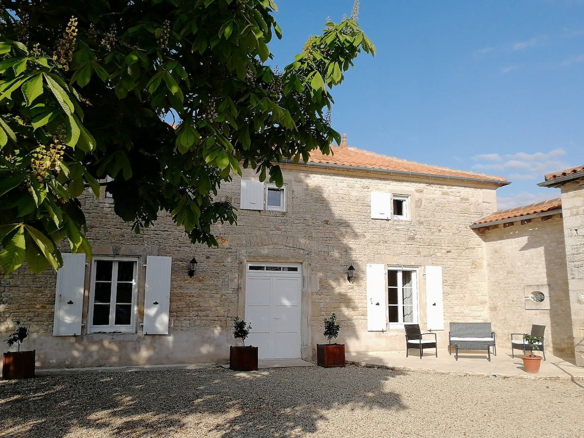 Maison de campagne 15 couchages / Piscine