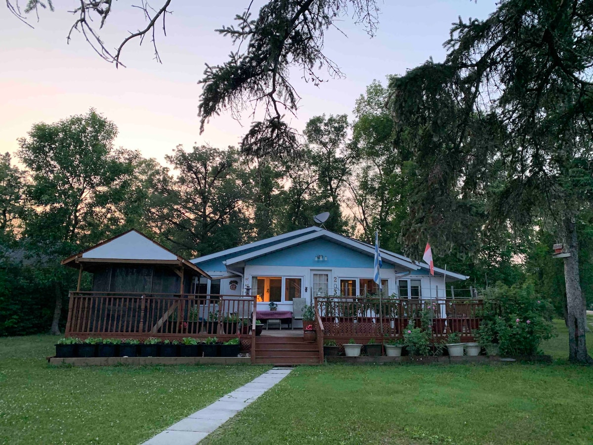 The Beach Bungalow