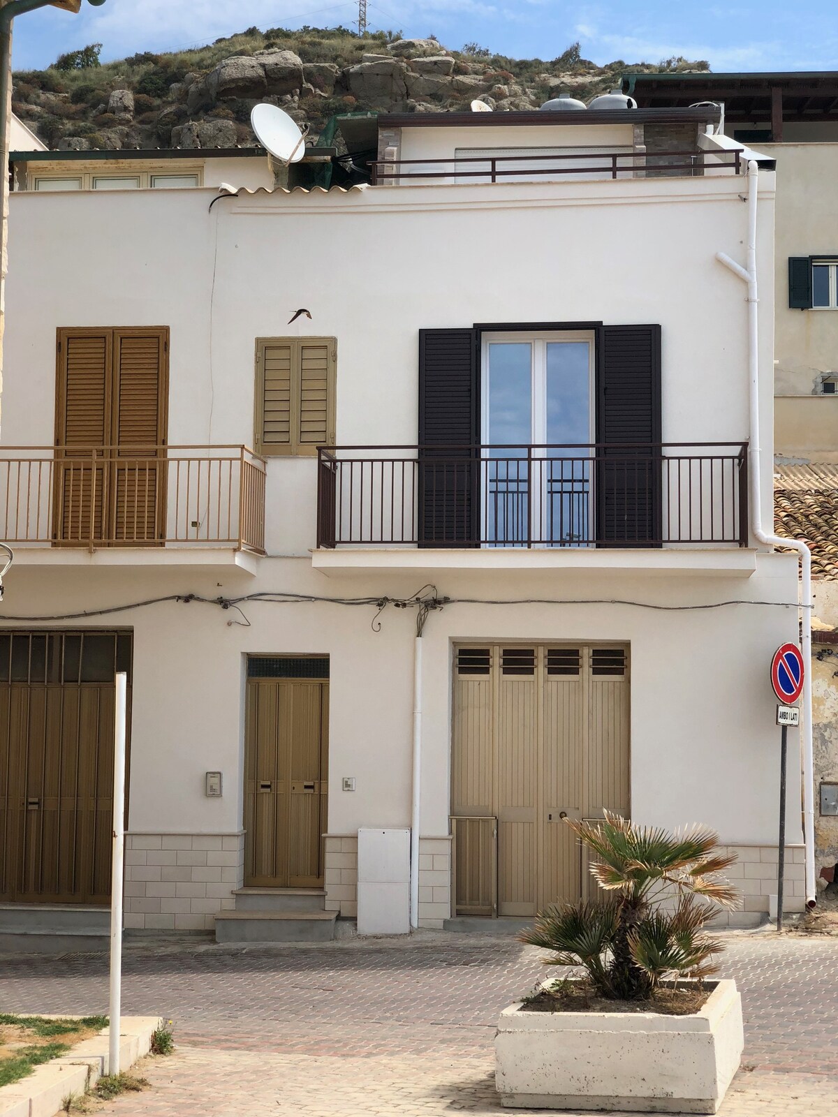 Terrazza finemente ristrutturata,15 metri dal mare