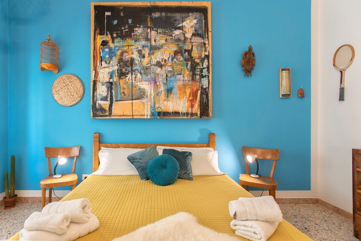 蓝色房间-带独立卫浴的卧室