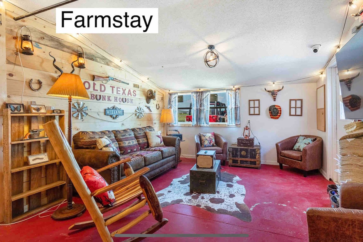 Farmstay 🐮Private🐎 RM # C🐓 Old🐐 Texas🐶 Bunkhouse🐱 @ Lake🐟 T