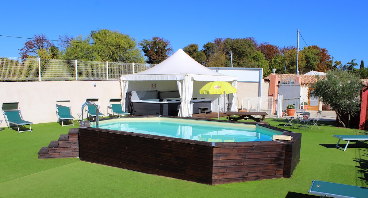 Gite avec 1 chambre et piscine