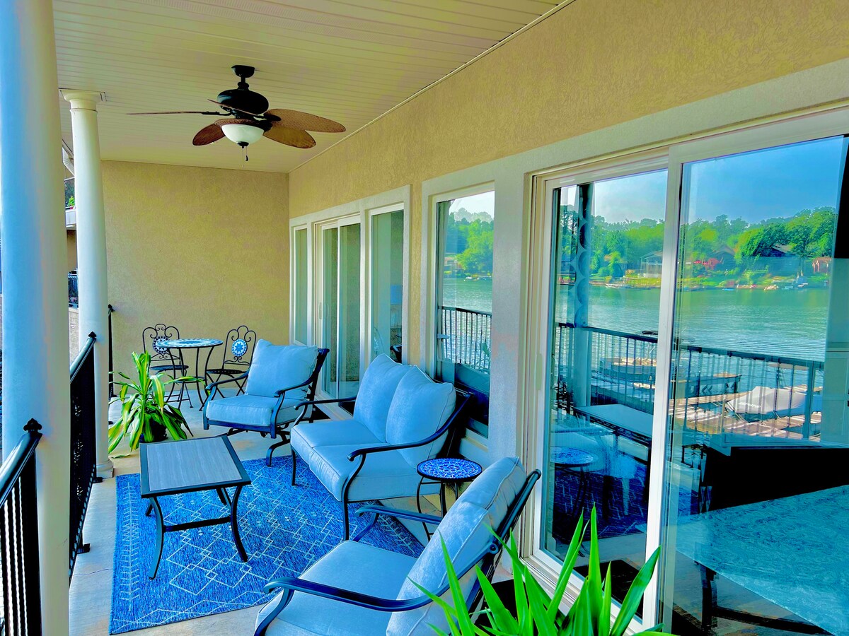 美丽的公寓，可欣赏壮观的180 °湖滨景观！