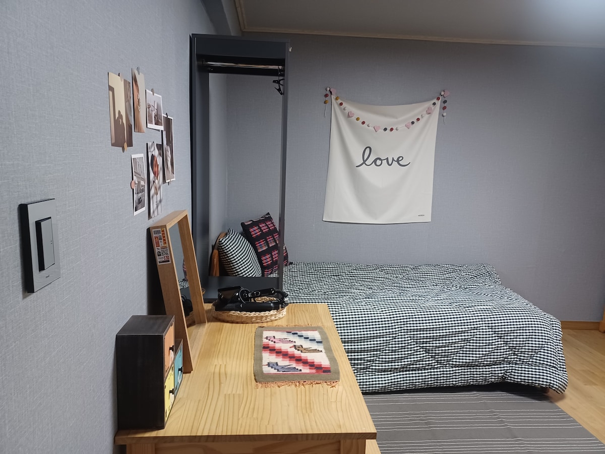 {# Yeon House1}独立房间，仅供独自女性旅行者入住#在釜山生活一个月#生活一周