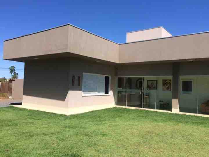 Casa ampla na Chapada dos Guimarães próx ao centro