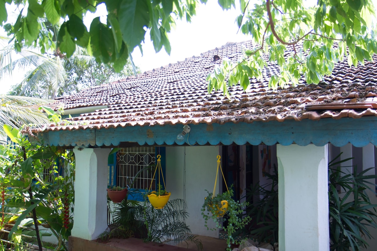 MANGA - heritage home with pvt pool