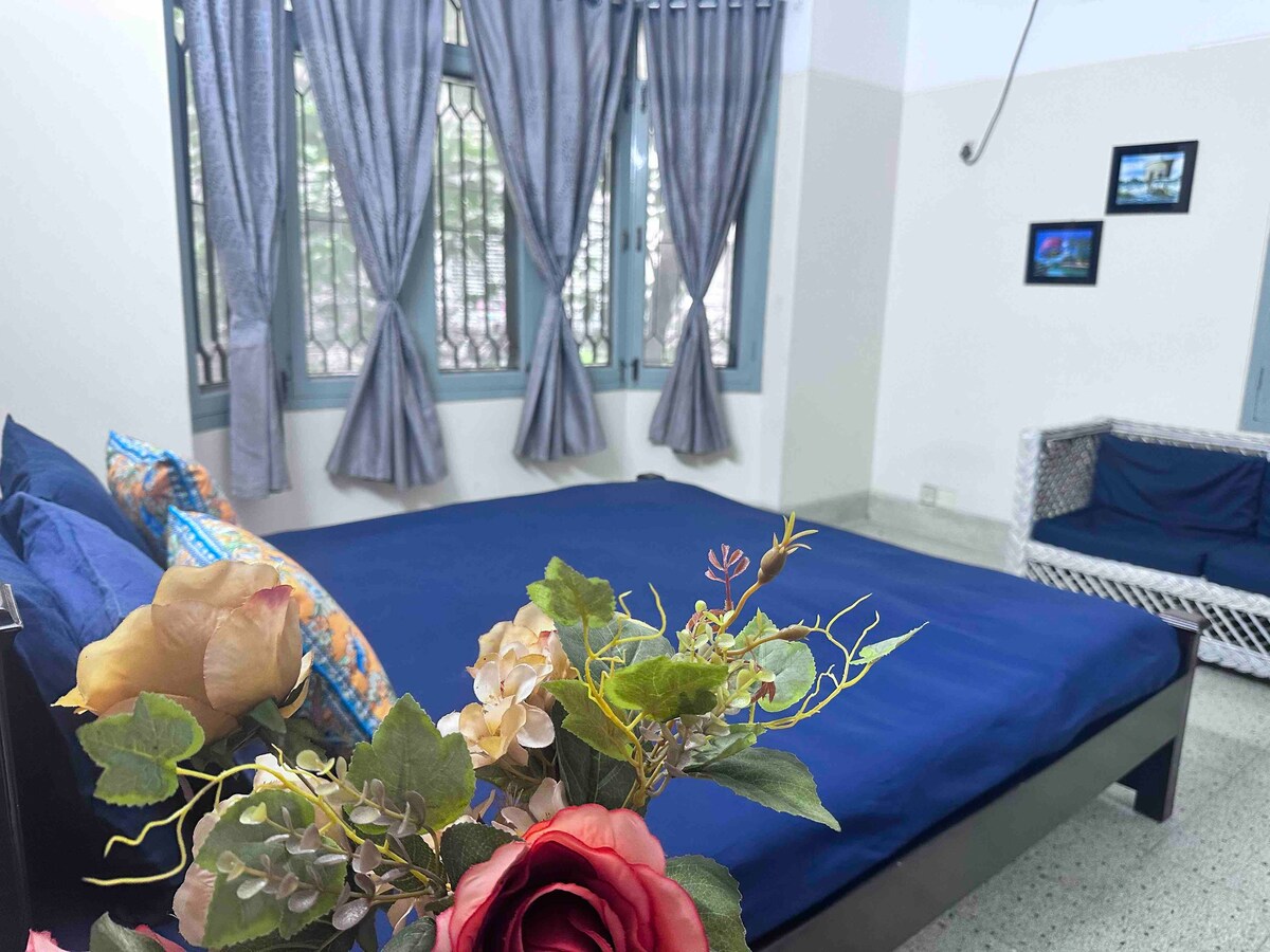 3 Room Service Apt. in Shyamoli near UN/World Bank