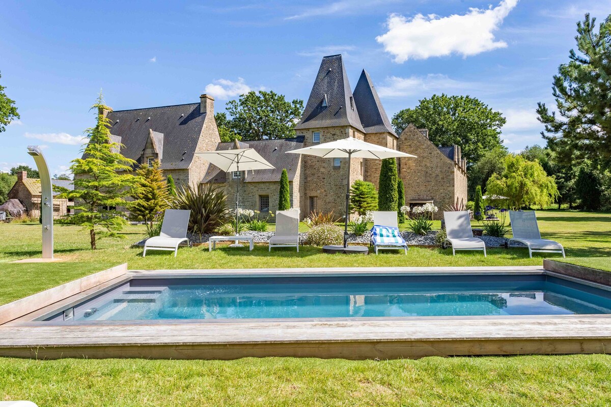 MANOIR DE PLEAC GITE 4 * 3卧室，可容纳10个游泳池