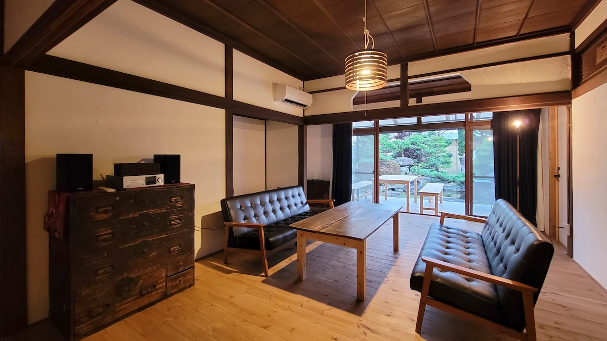 每天仅限1对私人空间古老的独立房屋风格的私人小屋，带花园Tokei