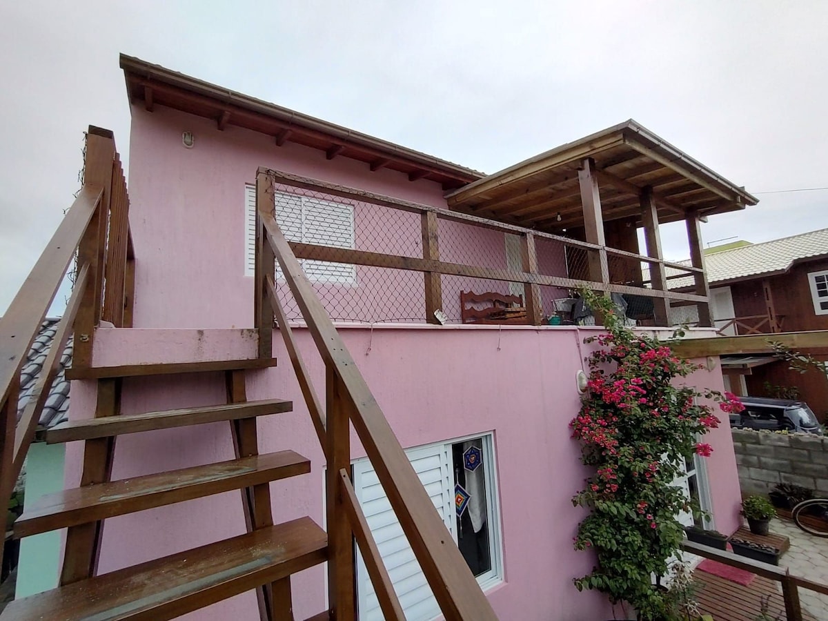 Casa Rosa-Apartamento na Barra de Ibiraquera