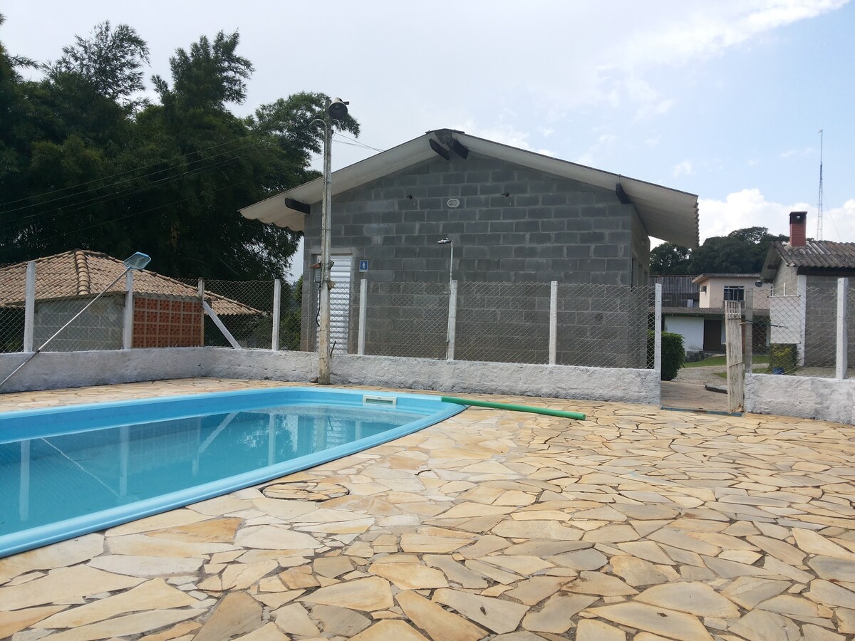 Casa com piscina e lazer - Suzano