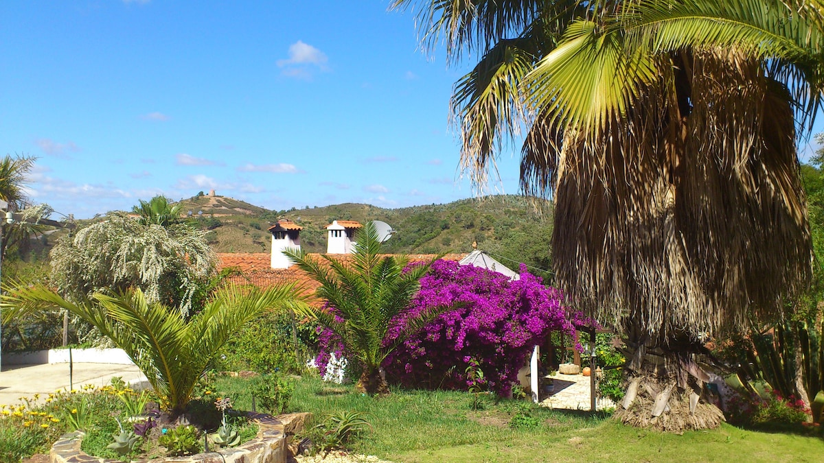 CASA BOUGAINVILLEA