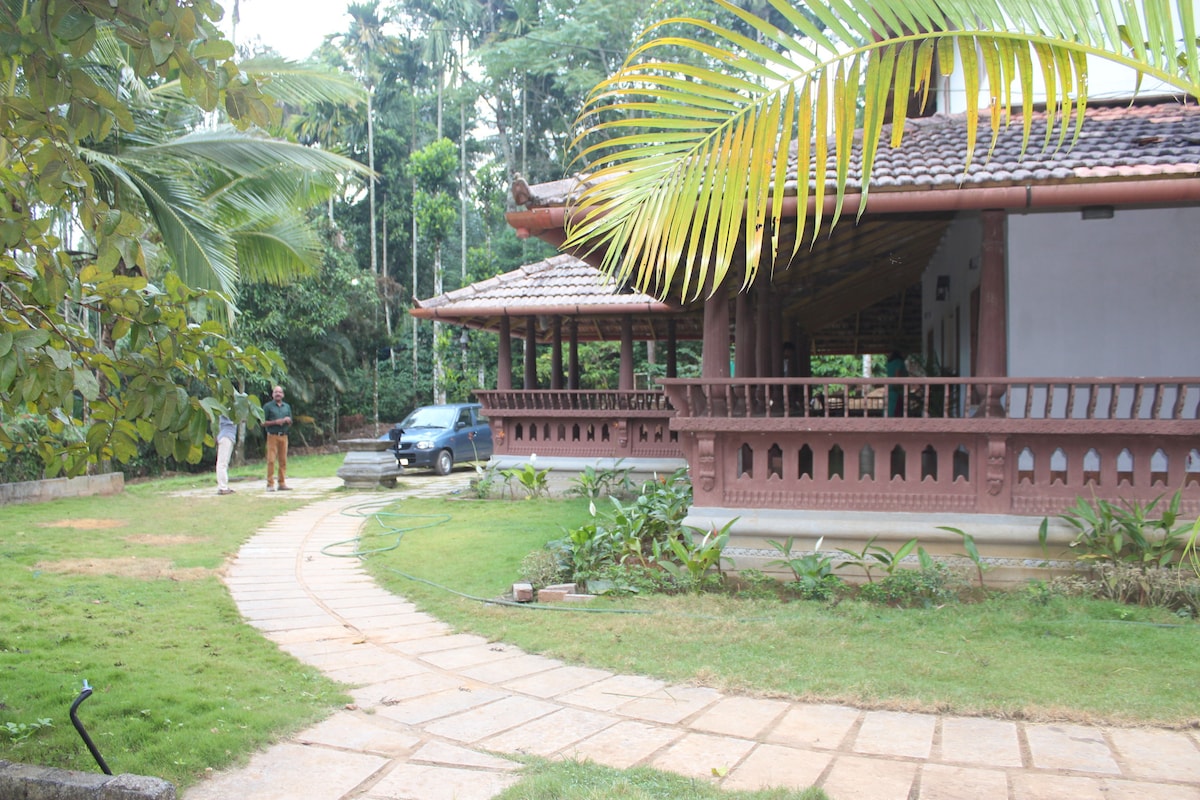 Wayal Wayanad,Heritage villa Homestay amidst green