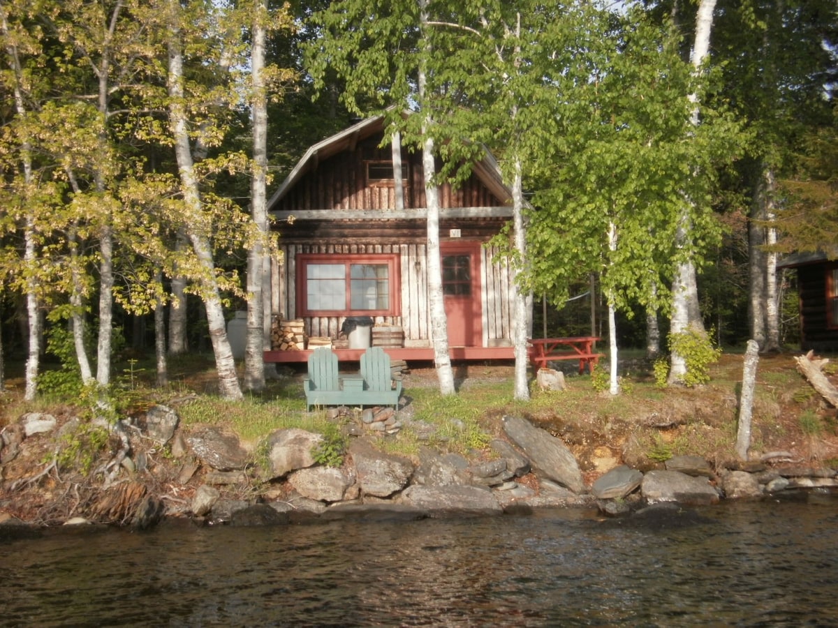 Moosehead湖畔木屋小木屋
