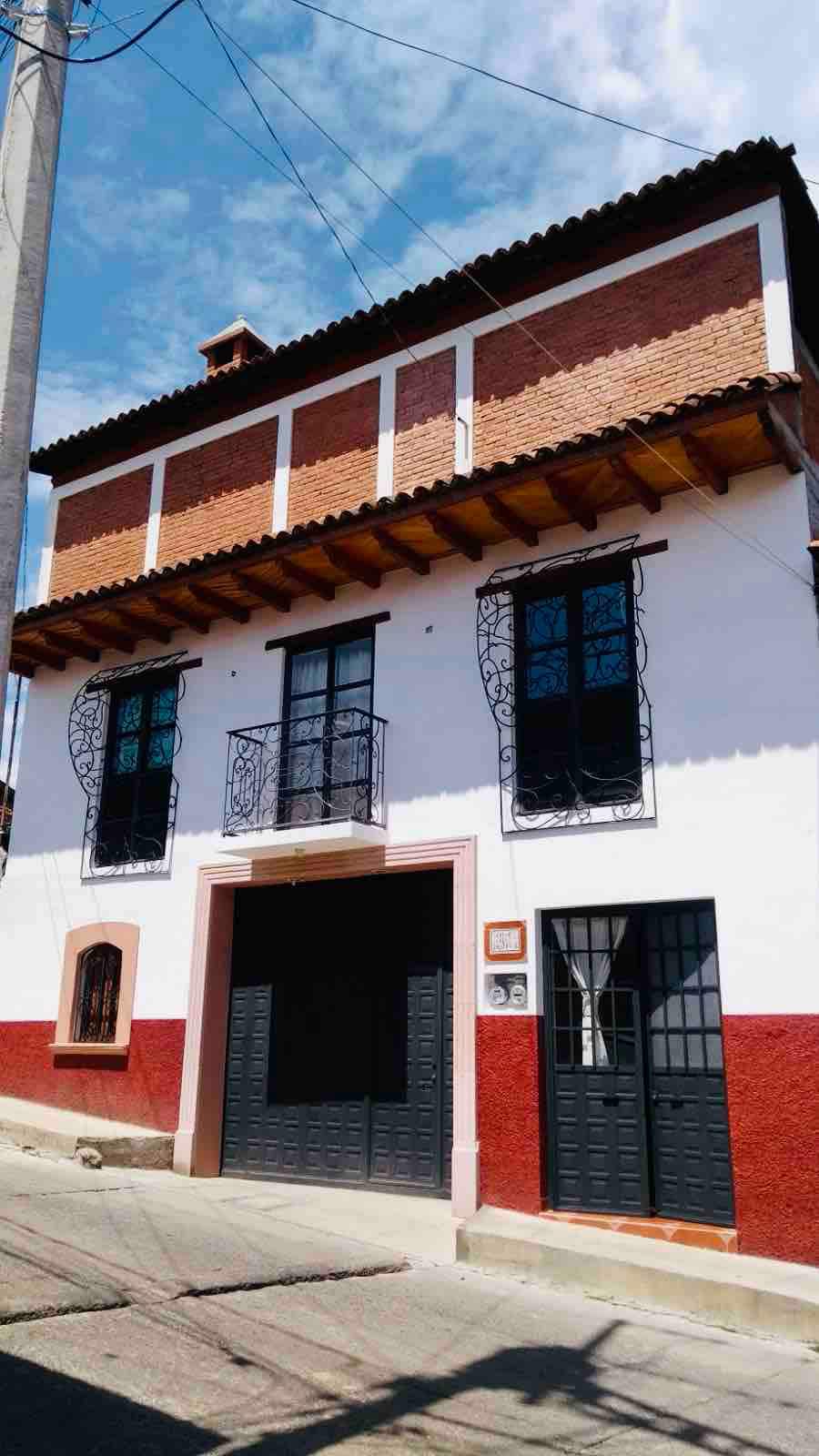 Beautiful colonial home in heart of Patzcuaro!