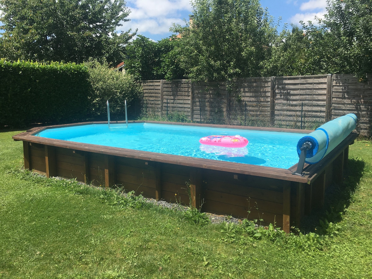 Maison portes de Pau avec piscine proche Pyrénées