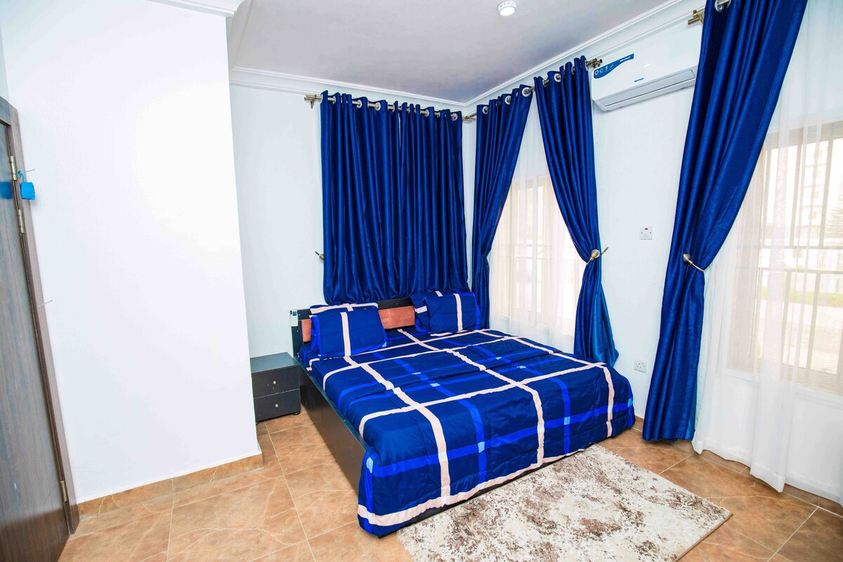 Family friendly cozy apartment in Katampe Abuja
