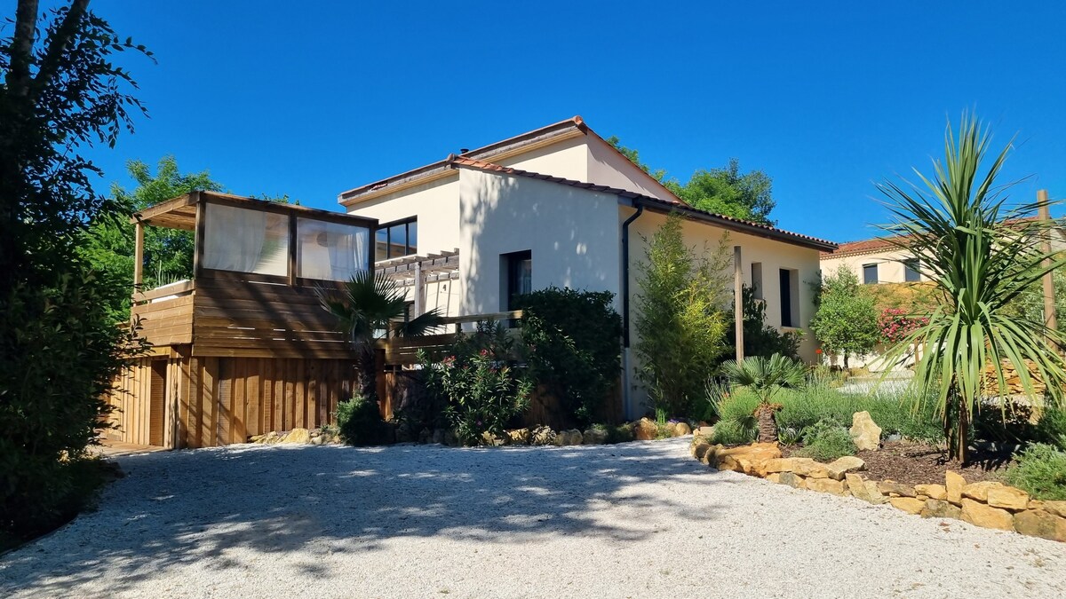 Magnifique Villa moderne avec piscine chauffée