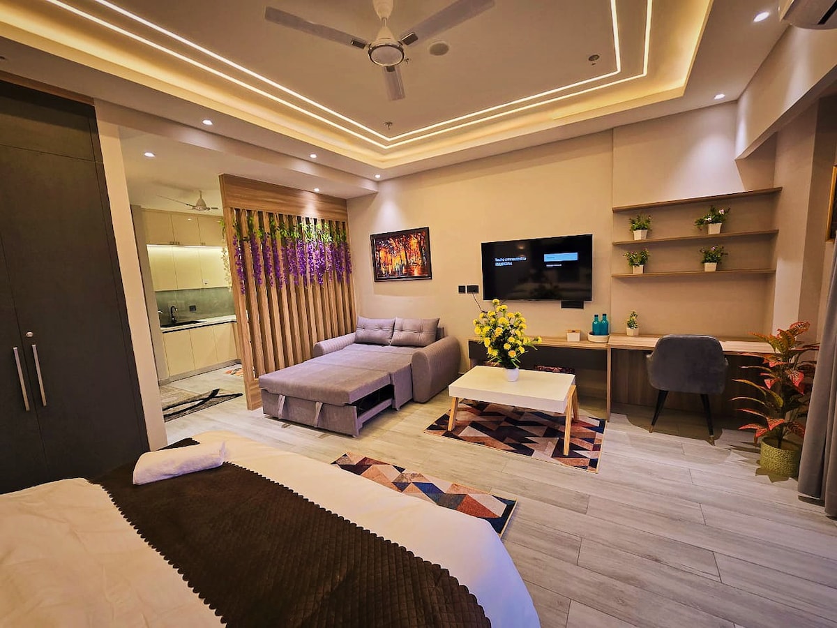 Silverfern's Executive Suite for 4 People