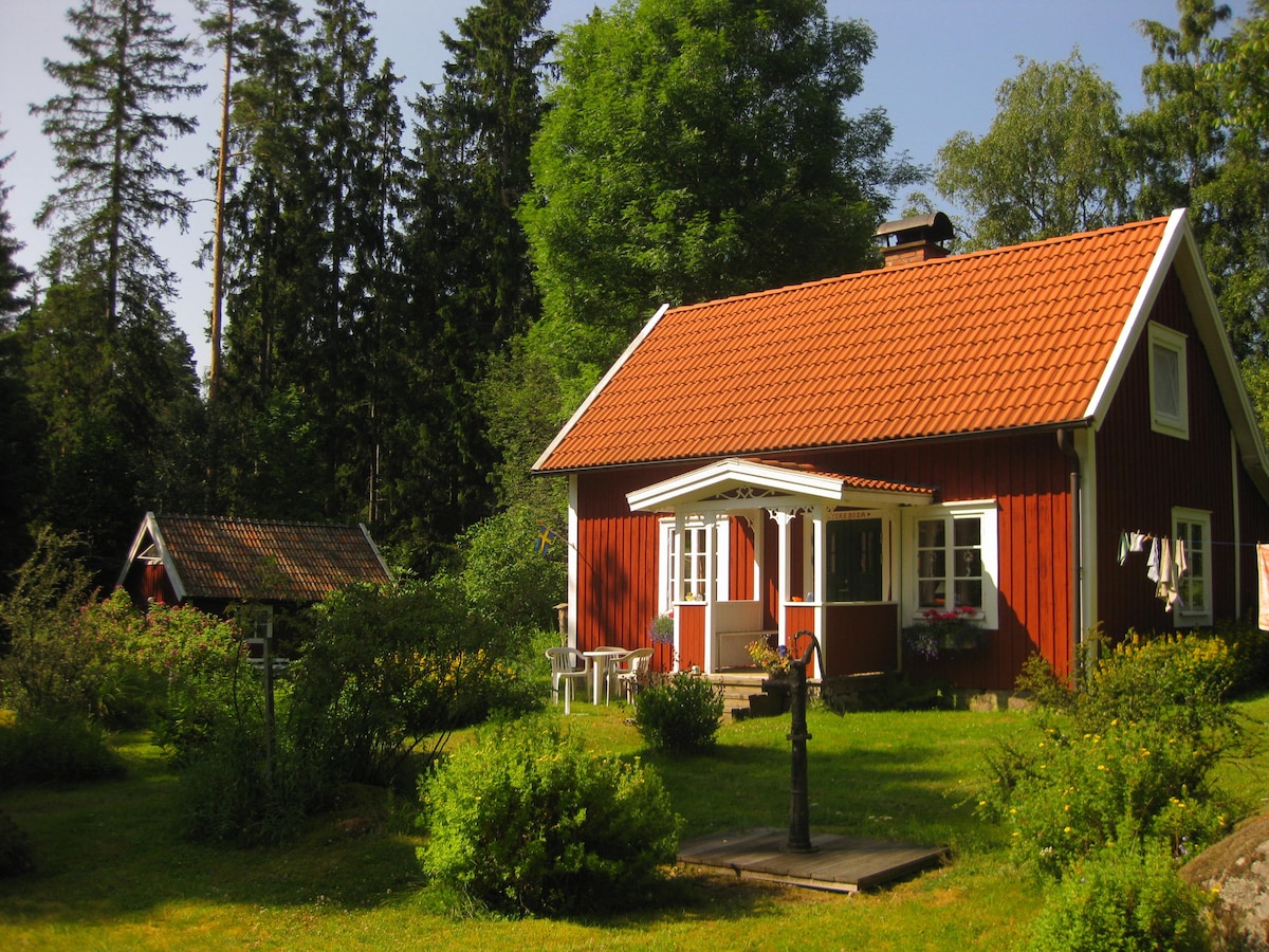 Haus "Lycke boda" mit Sauna, Wlan, Boot, Chicken