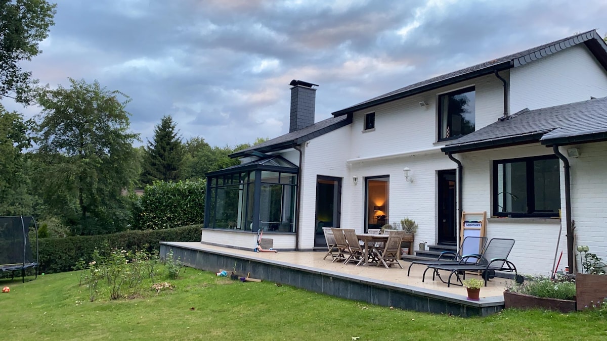 Beautiful house in a green setting (near Brussels)