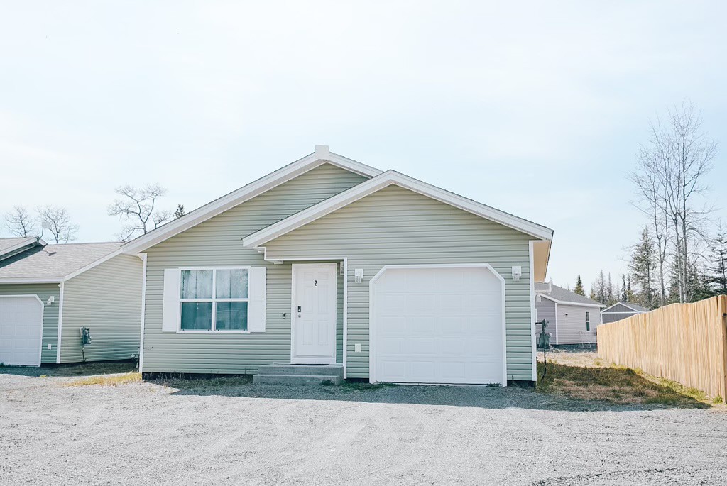 Newly furnished, clean and central Alaskan home!