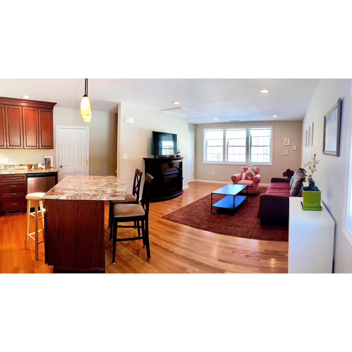 Your warm home in Lexington,Boston,walk to town!