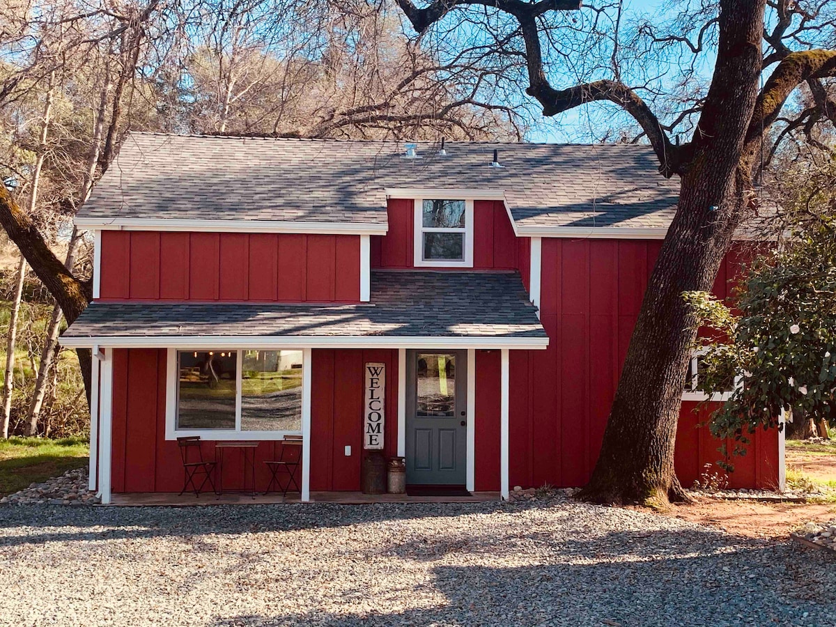 Hidden Falls Farmhouse