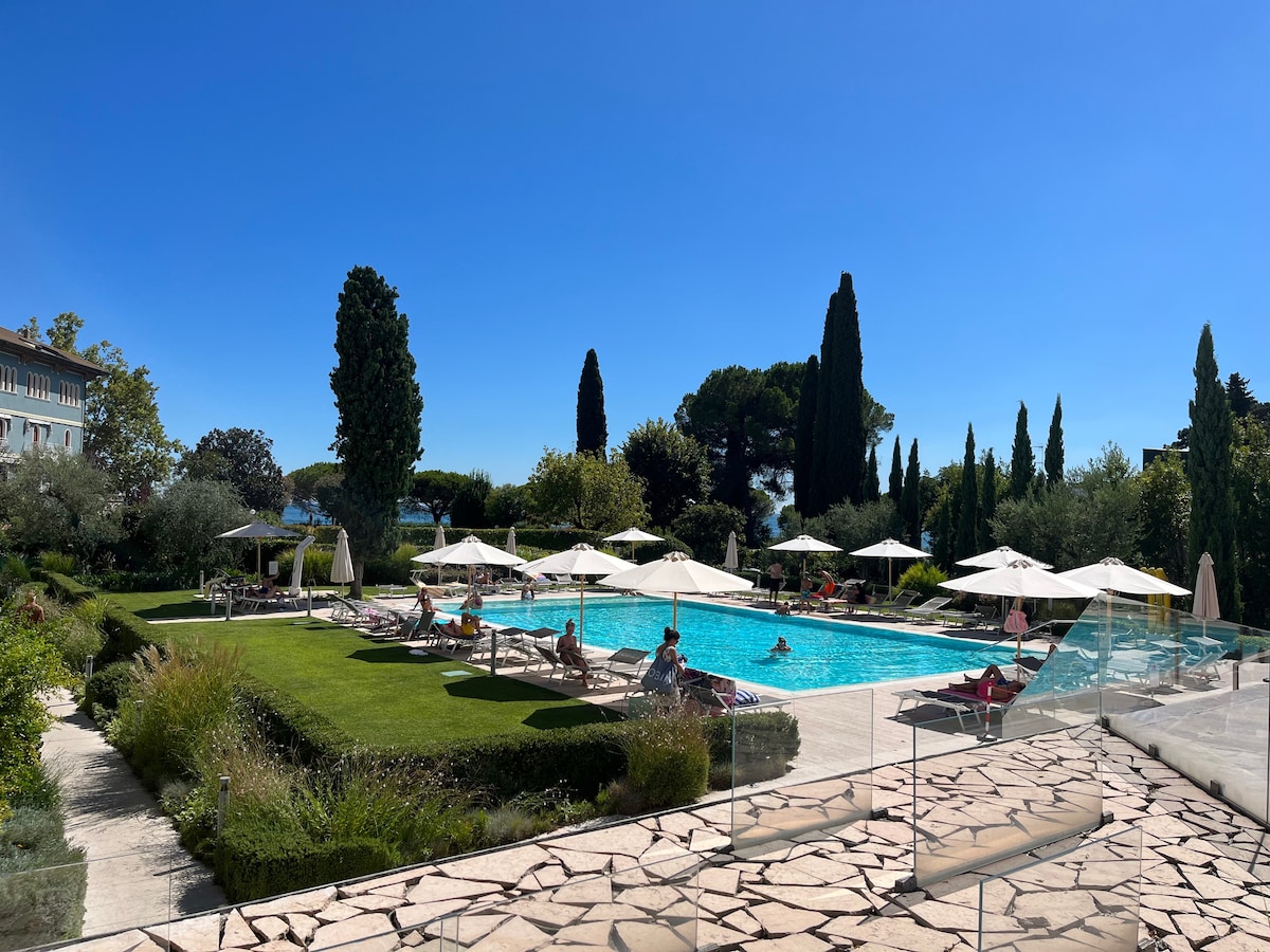 Relais Fasanella - Pool & Lake Side - by HOST4U