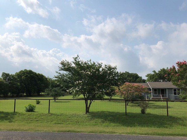 超过2英亩的Cibolo Creek乡村小屋