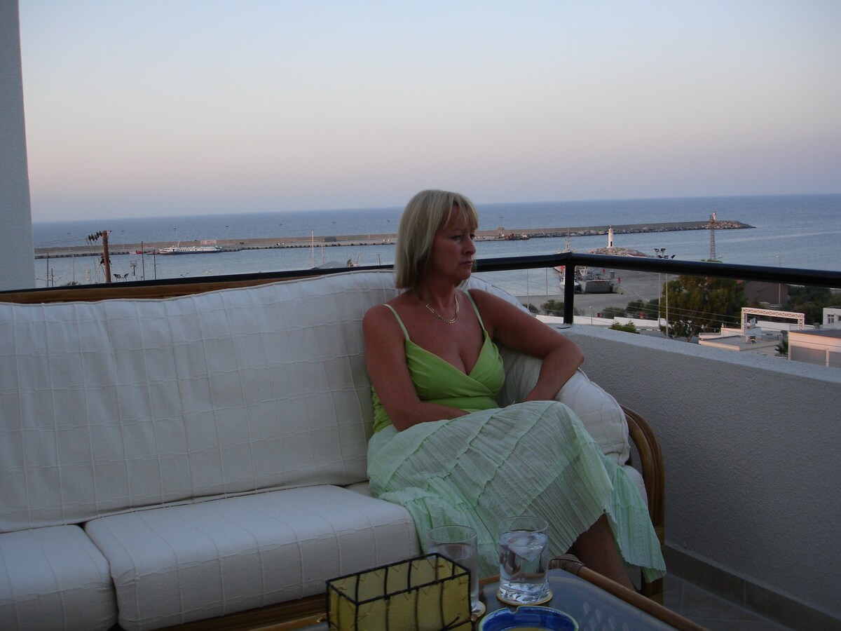 塞浦路斯海港景观顶层公寓